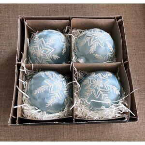 ☀️SOLD☀️Smith & Hawken Glass Ornaments Set Of 4 3" Poland Blue White Snowflake